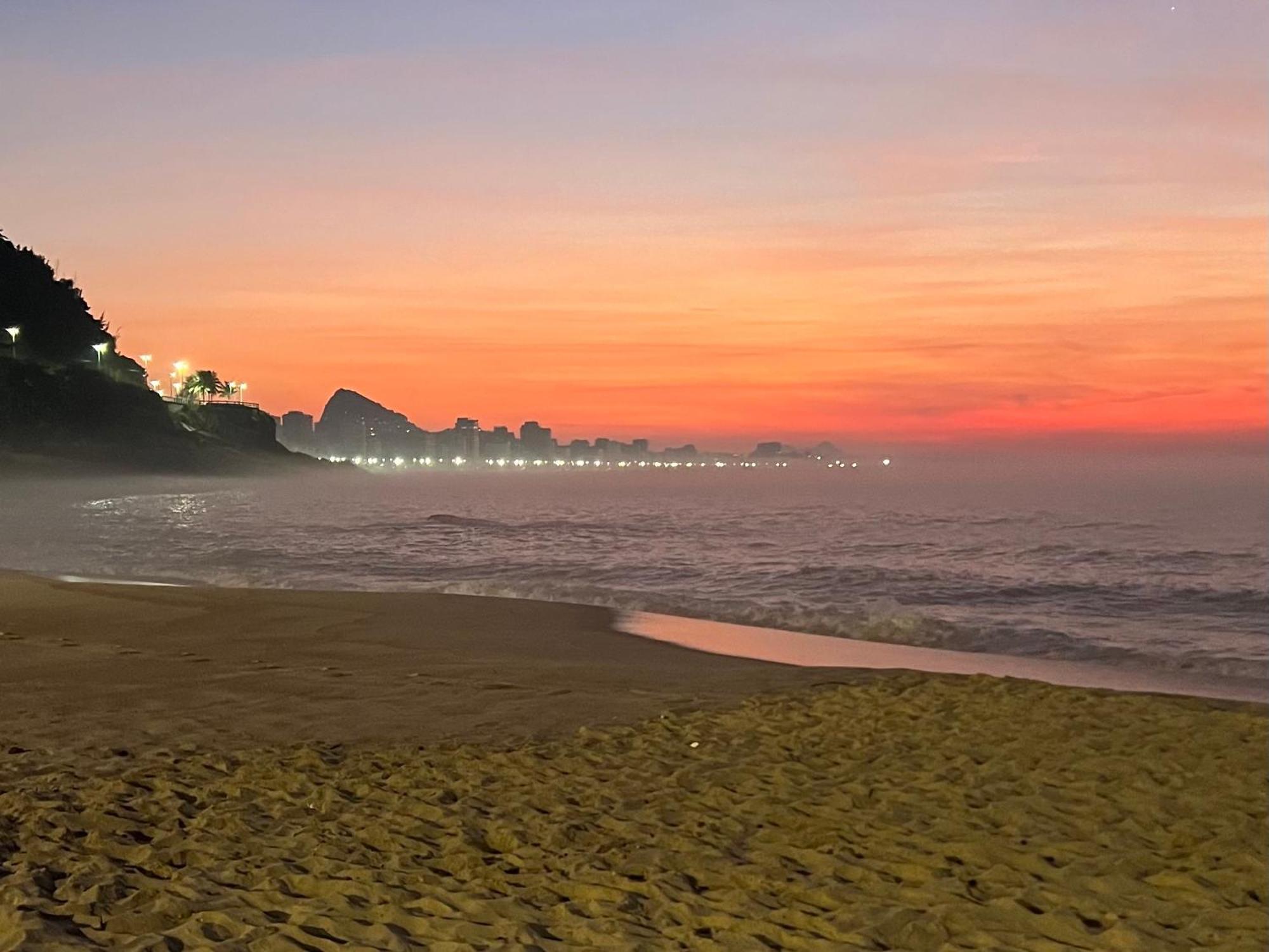 Ocean View House Of Zepp - Good Neighbourhood, 5 Minute Walk To The Beach, Stunning Sunrise Views Rio de Janeiro Buitenkant foto