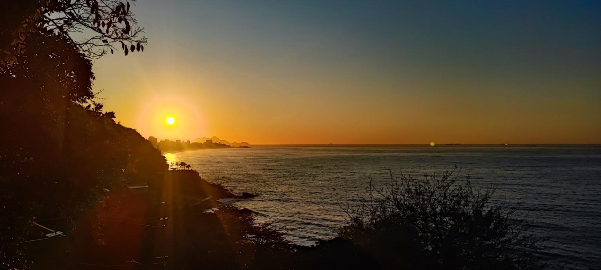 Ocean View House Of Zepp - Good Neighbourhood, 5 Minute Walk To The Beach, Stunning Sunrise Views Rio de Janeiro Buitenkant foto